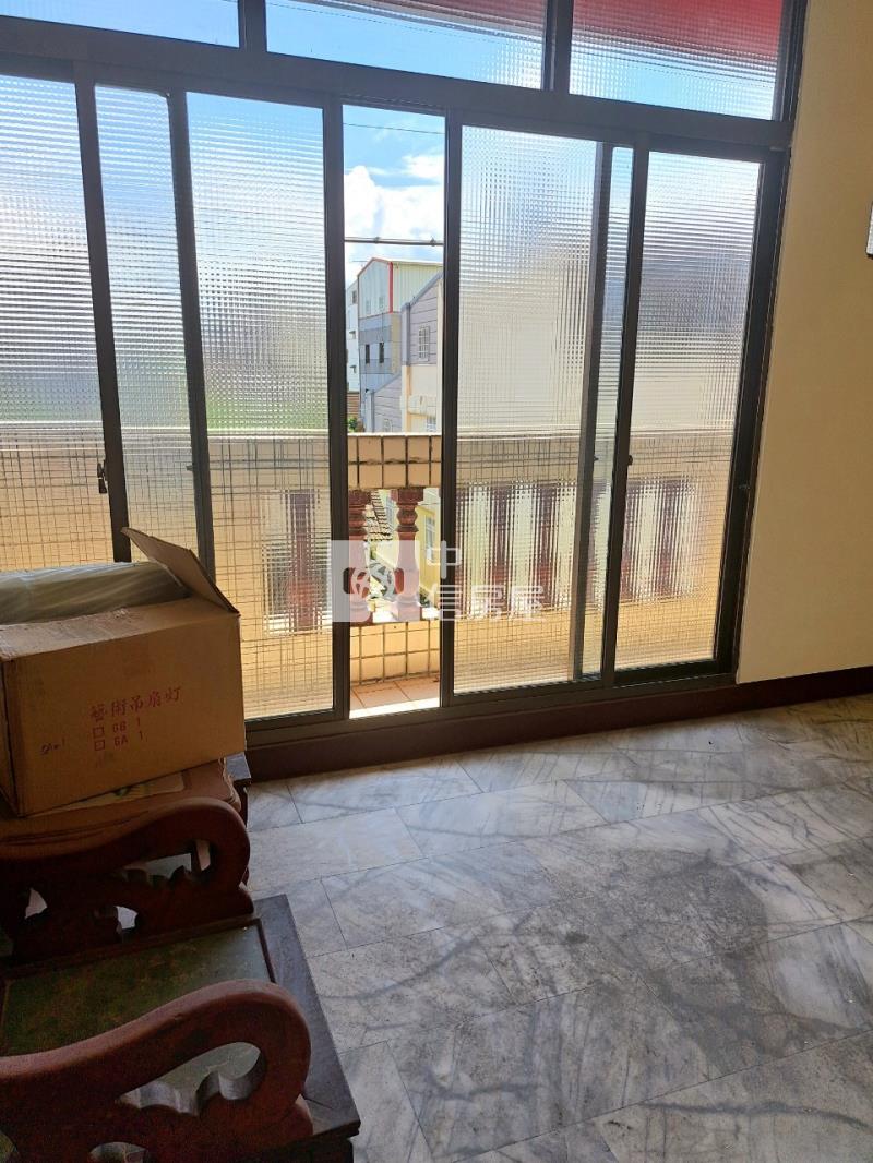 古坑市區透天房屋室內格局與周邊環境