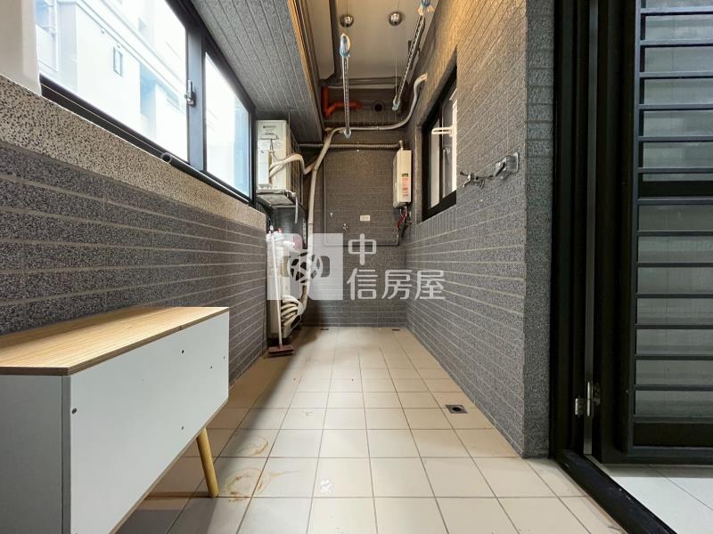 勝美樹高樓層三房休旅車位房屋室內格局與周邊環境