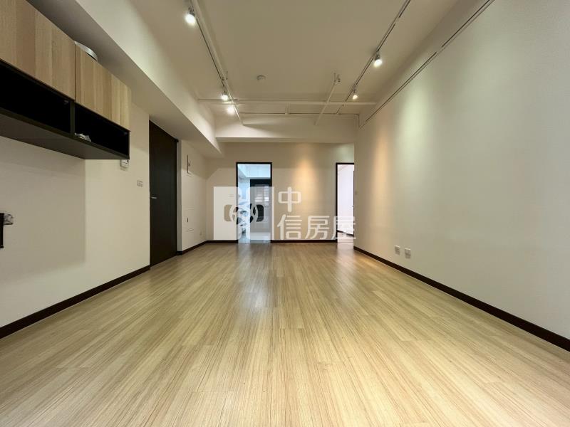 勝美樹高樓層三房休旅車位房屋室內格局與周邊環境