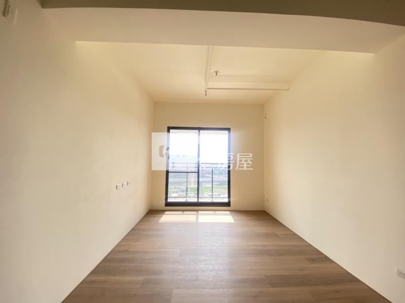 昂峰聚羨岱三房雙平車視野戶房屋室內格局與周邊環境