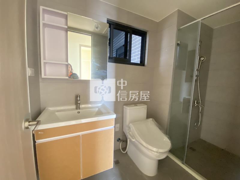 昂峰聚羨岱三房雙平車視野戶房屋室內格局與周邊環境