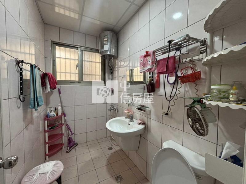 健行科大旁大面寬公寓房屋室內格局與周邊環境