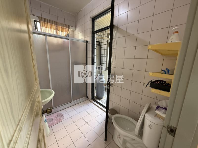 楊梅瑞塘國小邊間大地坪透天房屋室內格局與周邊環境