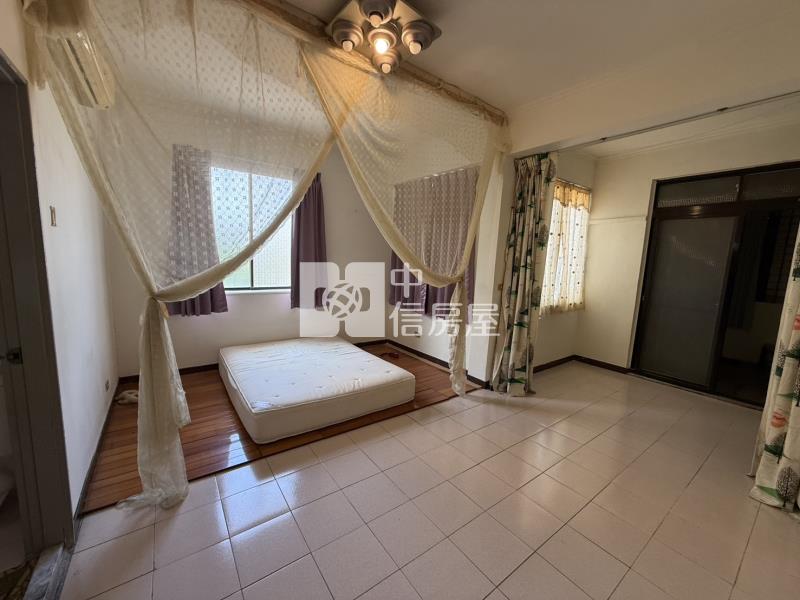 楊梅瑞塘國小邊間大地坪透天房屋室內格局與周邊環境