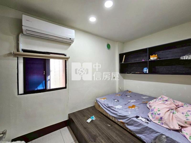 近洲際8米活巷邊間美透天可營登房屋室內格局與周邊環境