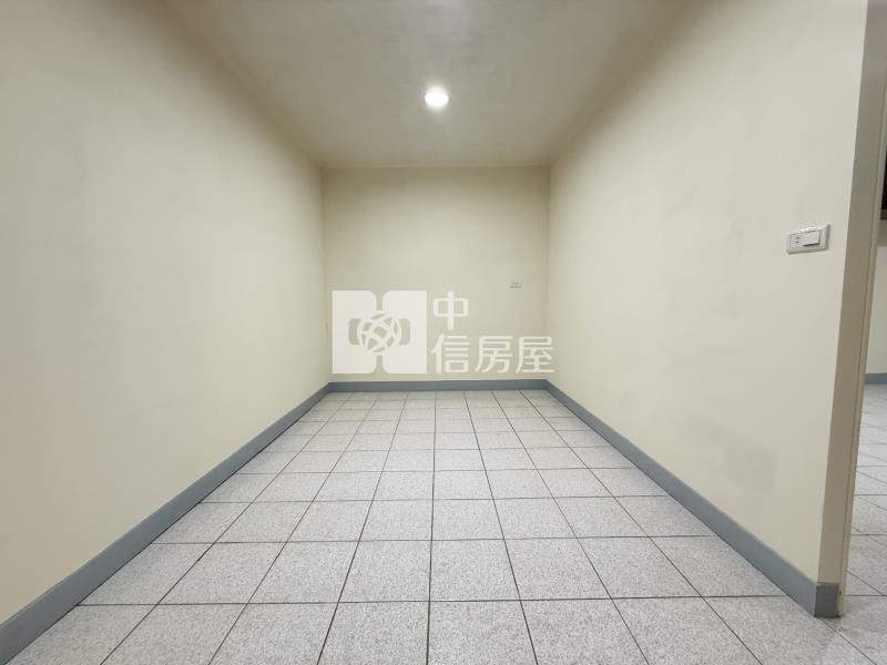 平鎮南平路整新5房透天房屋室內格局與周邊環境