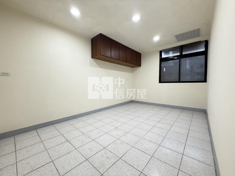 平鎮南平路整新5房透天房屋室內格局與周邊環境