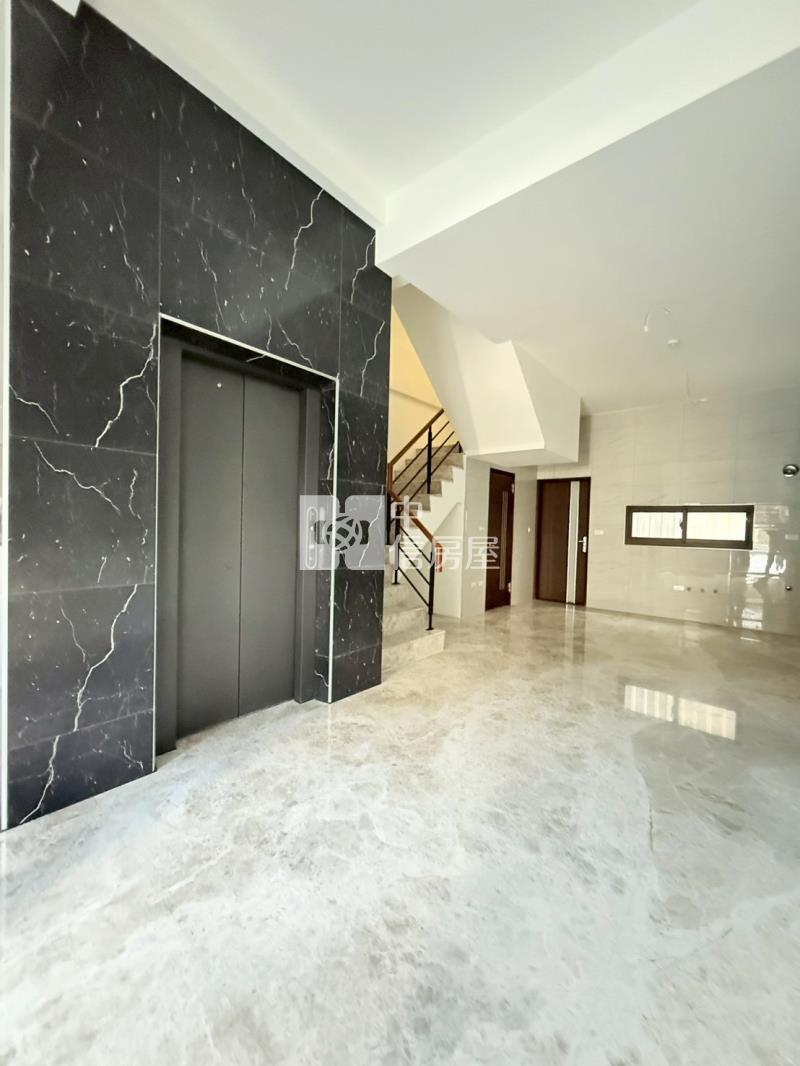 太平春水砚全新電梯別墅A房屋室內格局與周邊環境