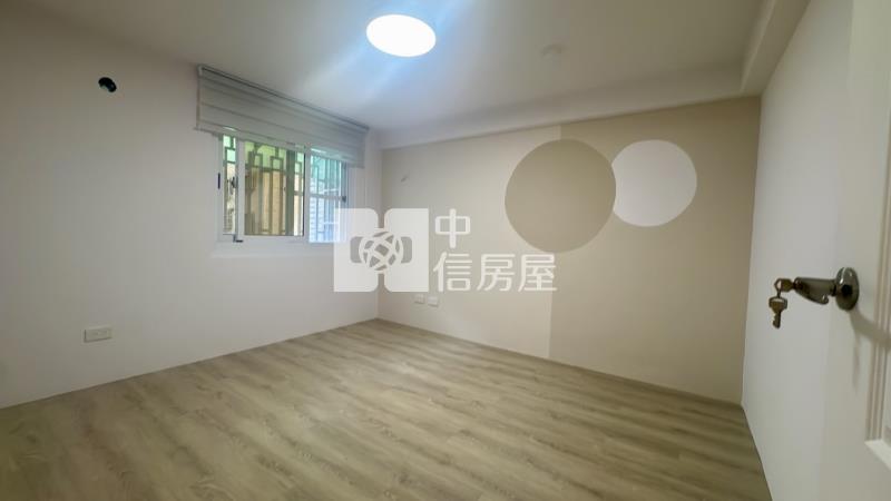 夢幻家樓中樓4房房屋室內格局與周邊環境