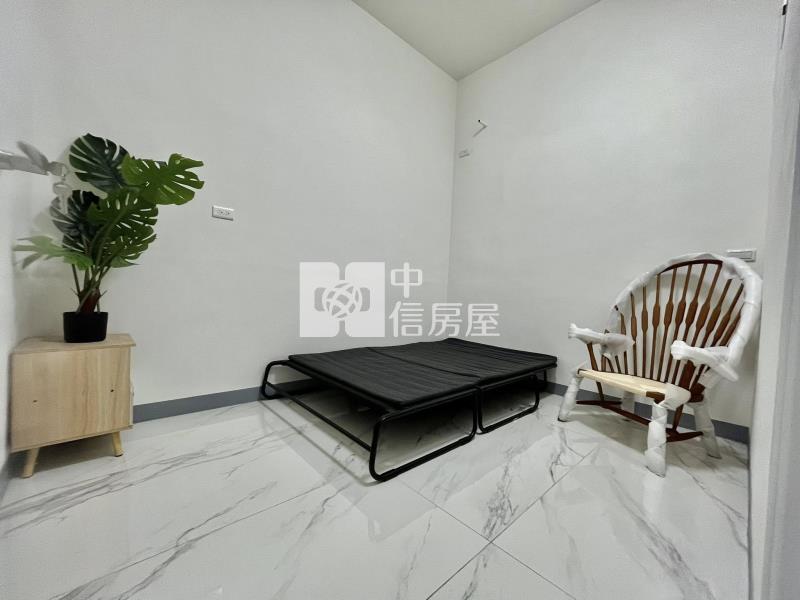 屏東市崇蘭文教區透天房屋室內格局與周邊環境