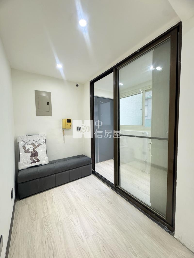 忠貞商圈超美套房房屋室內格局與周邊環境