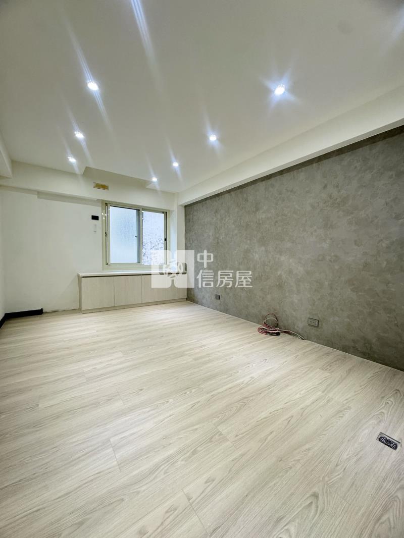 忠貞商圈超美套房房屋室內格局與周邊環境
