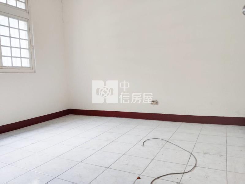 興隆透天房屋室內格局與周邊環境