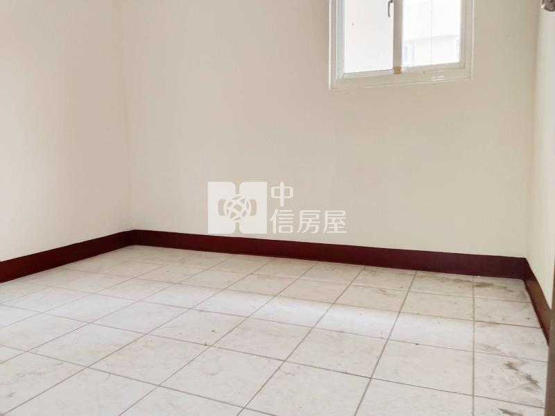 興隆透天房屋室內格局與周邊環境