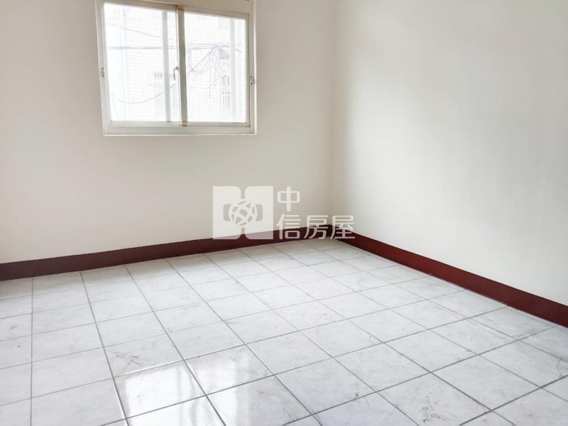 興隆透天房屋室內格局與周邊環境