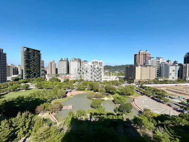 高鐵區高樓層景觀戶房屋室內格局與周邊環境