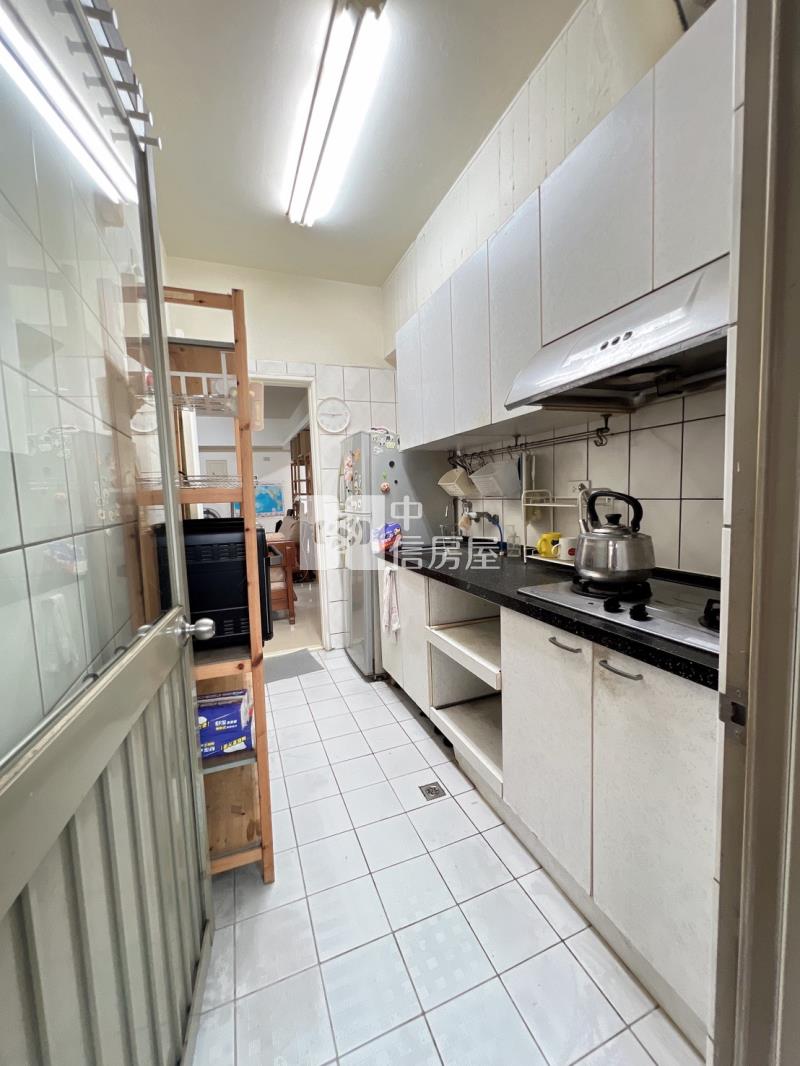 寶輝大官邸三房附車位房屋室內格局與周邊環境