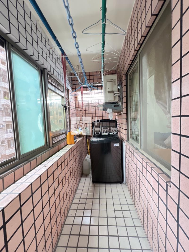 寶輝大官邸三房附車位房屋室內格局與周邊環境