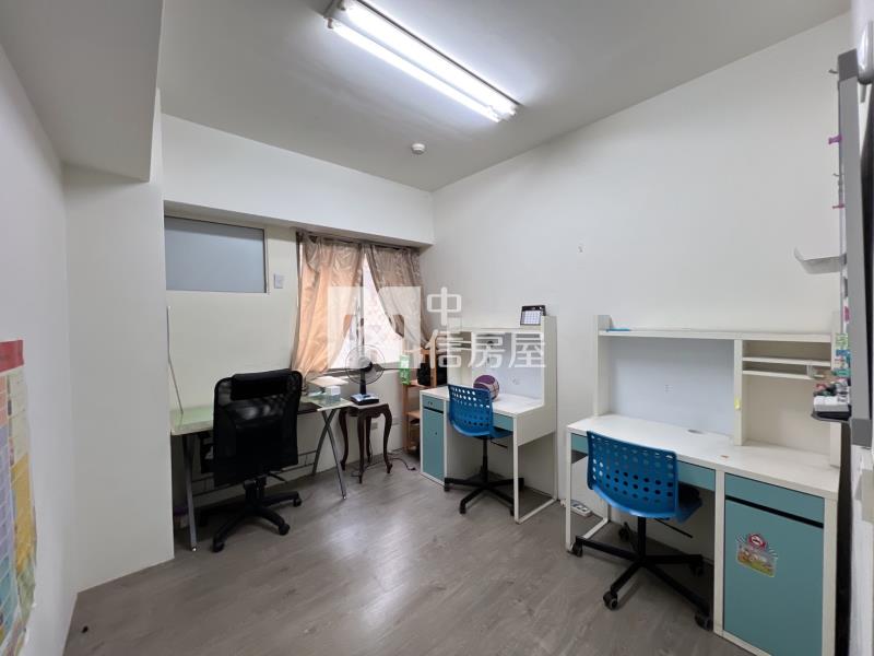 寶輝大官邸三房附車位房屋室內格局與周邊環境