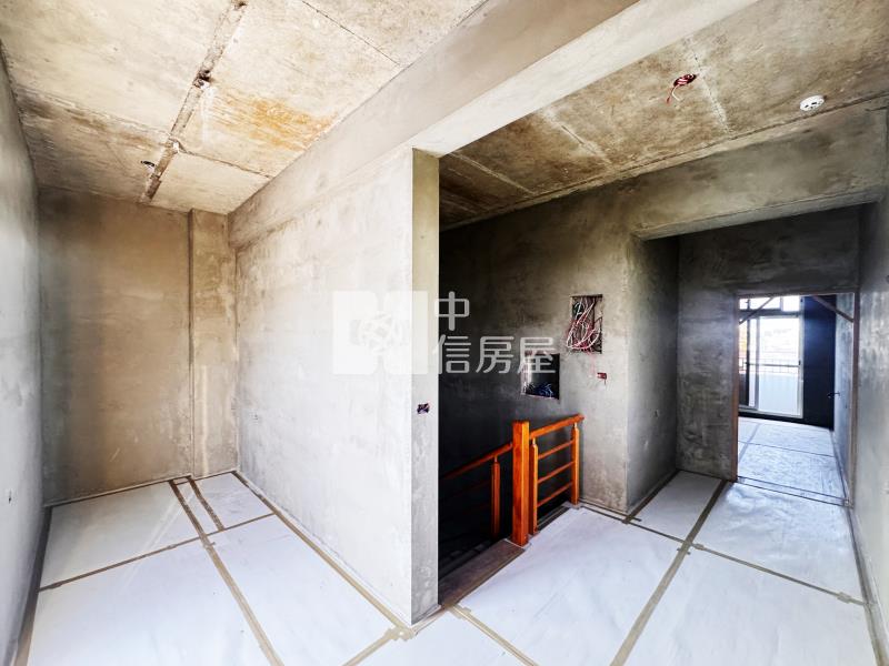 低總價全新完工山邊鄉村風農舍房屋室內格局與周邊環境