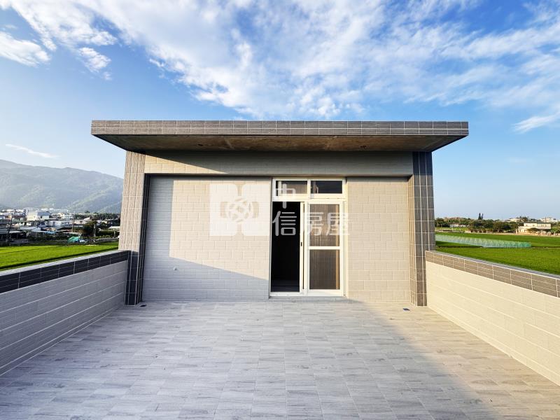 低總價全新完工山邊鄉村風農舍房屋室內格局與周邊環境