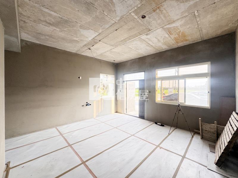 低總價全新完工山邊鄉村風農舍房屋室內格局與周邊環境