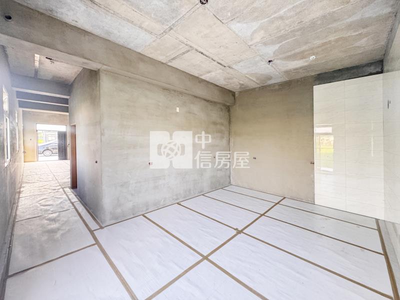 低總價全新完工山邊鄉村風農舍房屋室內格局與周邊環境