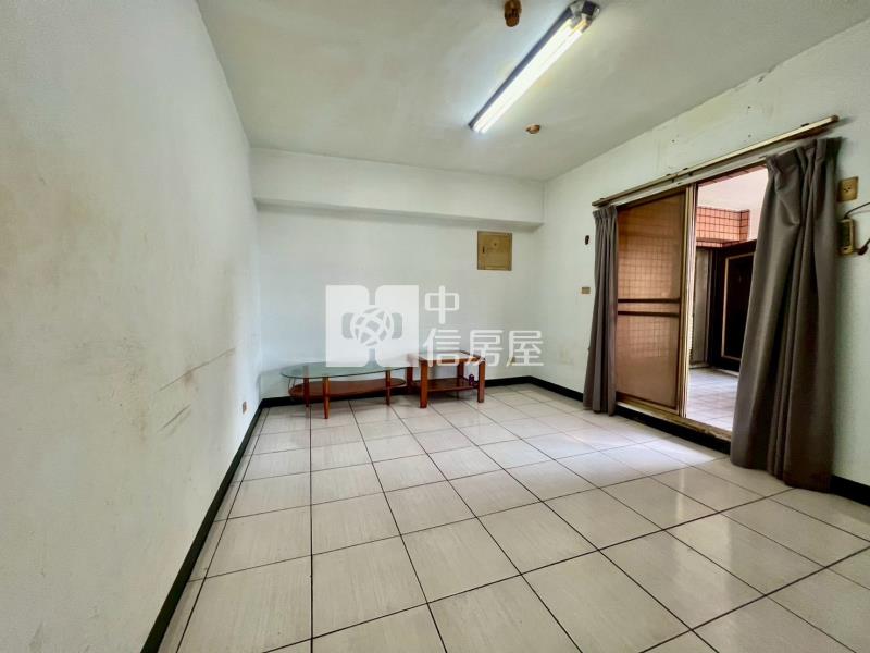 富家雙星車位2房房屋室內格局與周邊環境