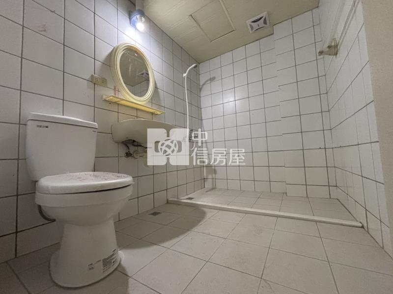 雲科大鎮南公教大樓公園旁大三房房屋室內格局與周邊環境