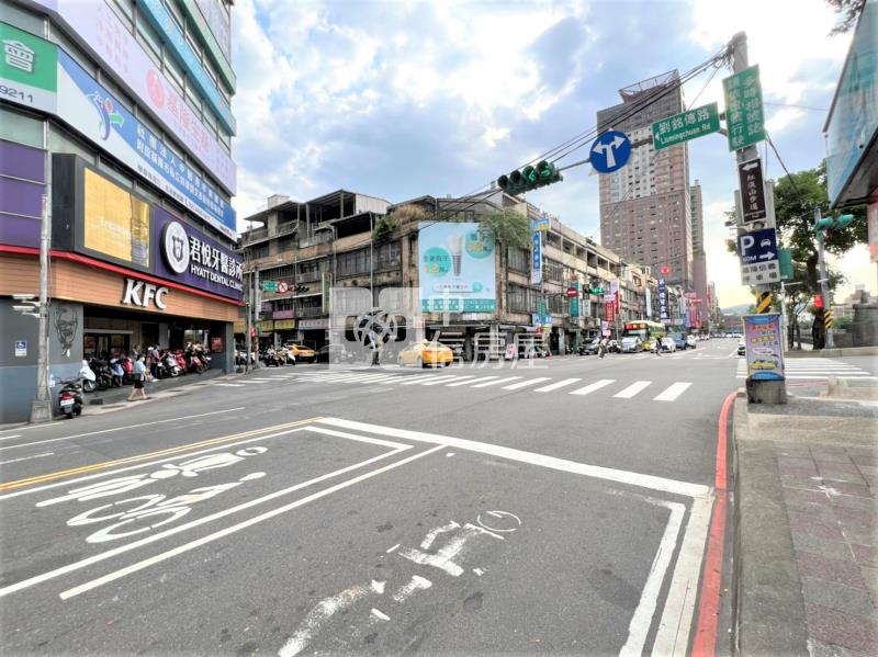 仁愛區廟口夜市生活商圈房屋室內格局與周邊環境