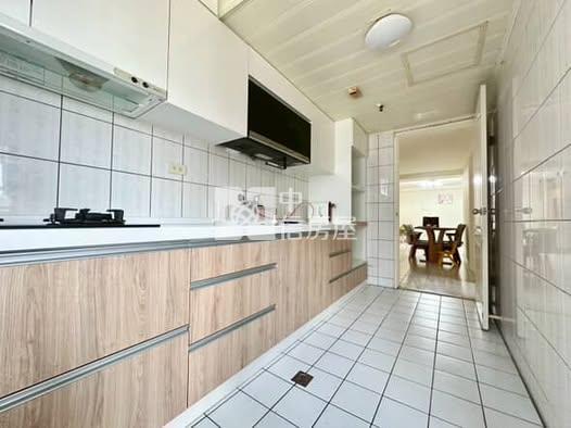 大俊國稀有4房附3車位房屋室內格局與周邊環境