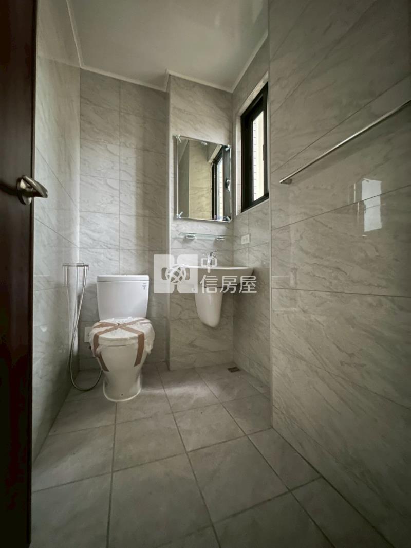 大里二期全新五套房雙車電梯別墅房屋室內格局與周邊環境