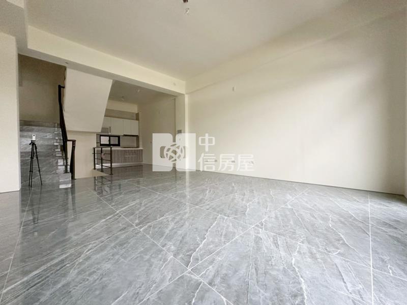 大里二期全新臨路店住別墅房屋室內格局與周邊環境