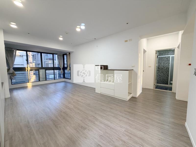 太子紐約次頂樓3房平車房屋室內格局與周邊環境