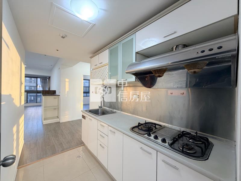 太子紐約次頂樓3房平車房屋室內格局與周邊環境