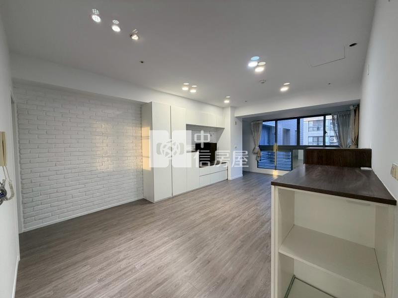 太子紐約次頂樓3房平車房屋室內格局與周邊環境