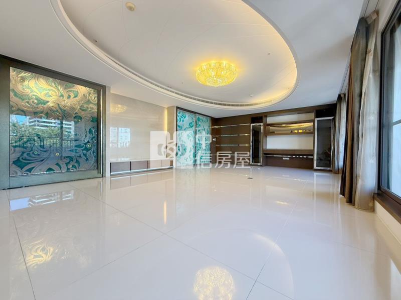 極光琉璃極美大三房房屋室內格局與周邊環境