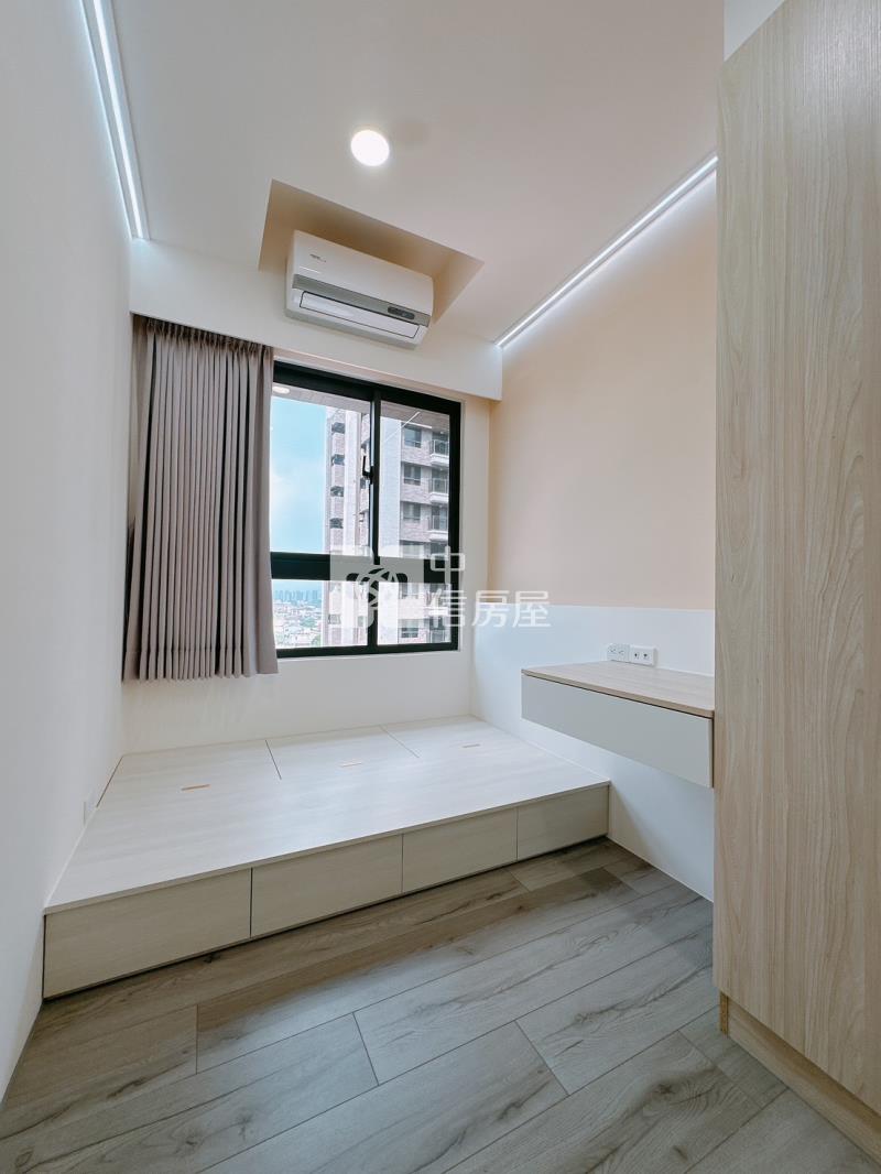 北屯11期輕屋齡三房平車高樓層精裝戶房屋室內格局與周邊環境