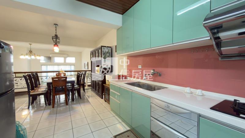 邊間闊別墅  ★影音空拍只在中信嘉義玉山店房屋室內格局與周邊環境