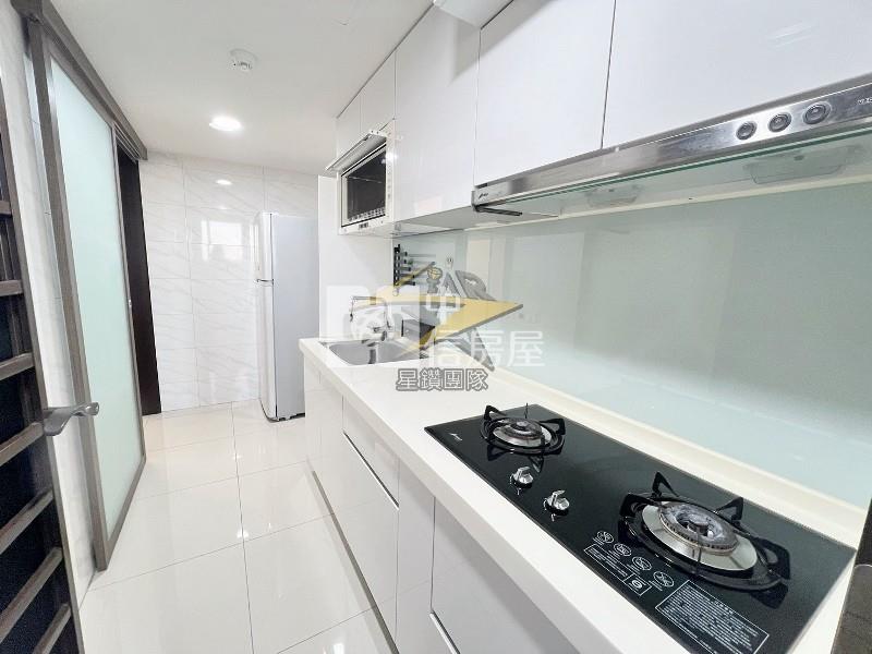 【星鑽】草漯精緻裝潢3房+車位房屋室內格局與周邊環境