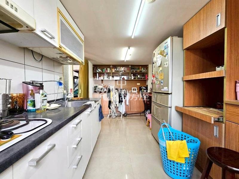 東海牧場視野愛瑪市三房雙平車房屋室內格局與周邊環境