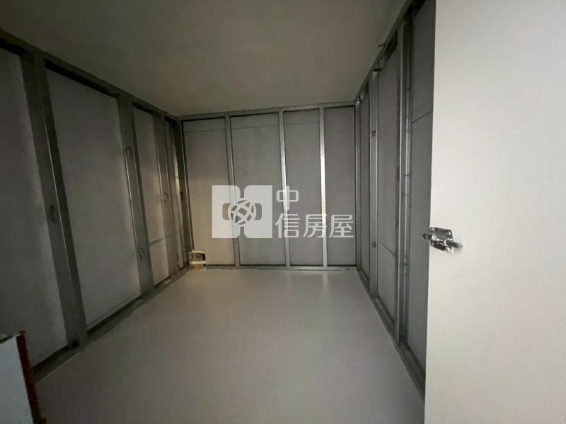義華商圈翻新車庫透天房屋室內格局與周邊環境