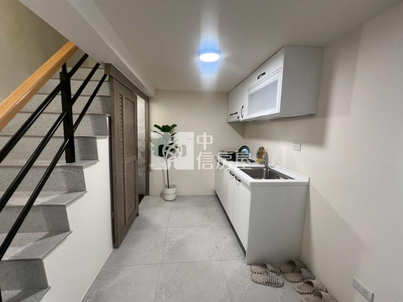 義華商圈翻新車庫透天房屋室內格局與周邊環境