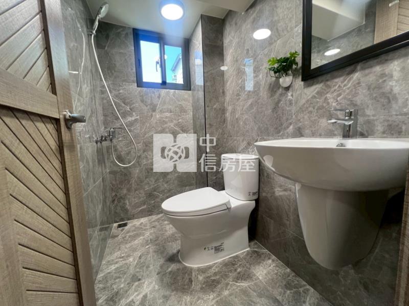 義華商圈翻新車庫透天房屋室內格局與周邊環境