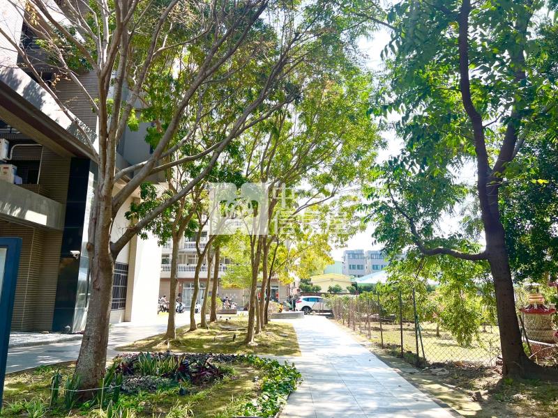 昂峰詠青三房平車視野戶房屋室內格局與周邊環境