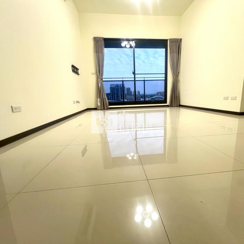 昂峰詠青三房平車視野戶房屋室內格局與周邊環境