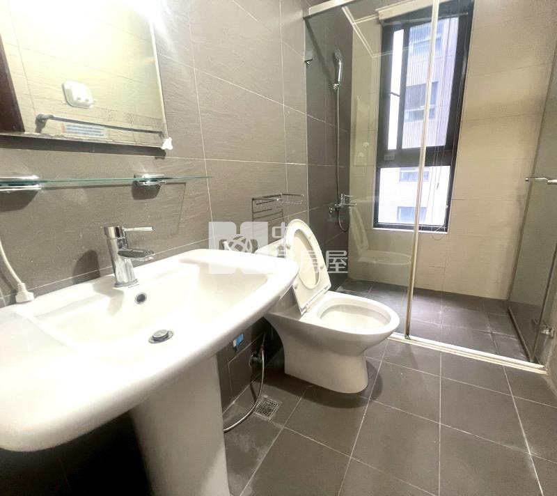 昂峰詠青三房平車視野戶房屋室內格局與周邊環境