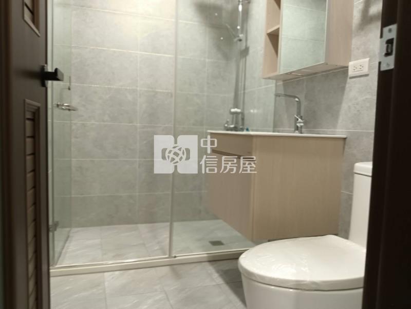 仁武(仁慈公園)大面寬雙車墅房屋室內格局與周邊環境