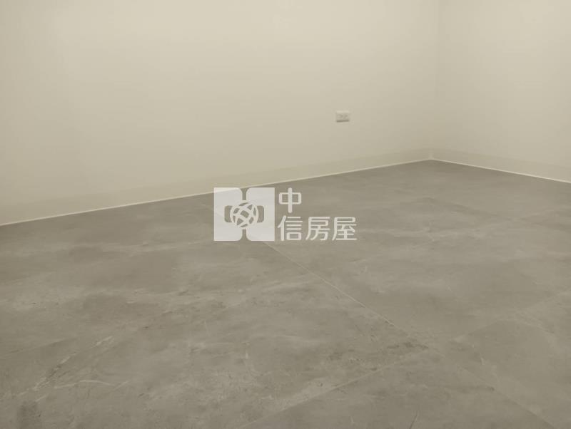 仁武(仁慈公園)大面寬雙車墅房屋室內格局與周邊環境