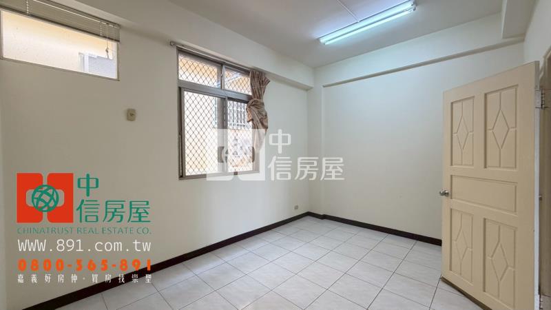 福樂國小車庫別墅房屋室內格局與周邊環境